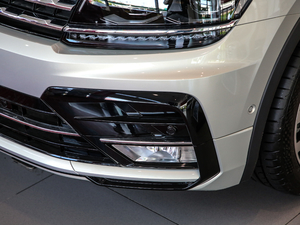 2019Ŀ 330TSI Ş R-Line ^