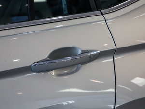 2019Ŀ 330TSI Ş R-Line ^