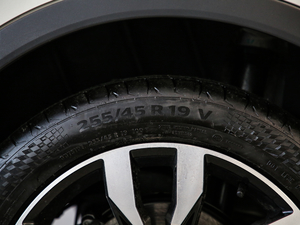 2019Ŀ 330TSI Ş R-Line ݆̥ߴ