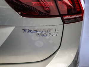 2019Ŀ 330TSI Ş R-Line (x)(ji)^