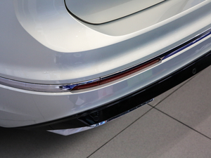 2019Ŀ 330TSI Ş R-Line ^