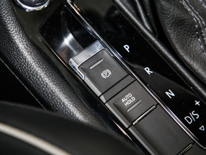 2019Ŀ 330TSI Ş R-Line v܇Ƅ