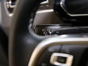 2019Ŀ 330TSI Ş R-Line п؅^(q)