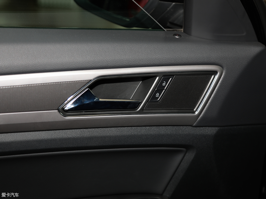 2019; 380TSI (q)A V