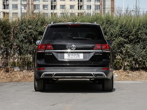 2019款330TSI 两驱舒适版 国V 正后	