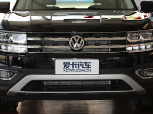 2019款380TSI 四驱豪华版 国V 中网