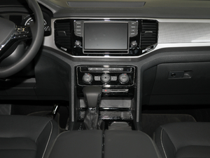 2019款380TSI 四驱豪华版 国V 中控台