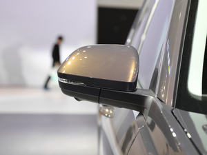 2019530 V6 Ş VI (ji)^