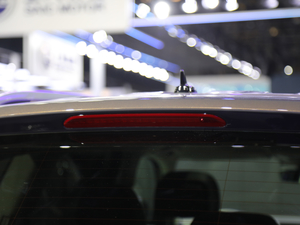 2019530 V6 Ş VI (ji)^