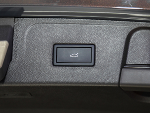 2019530 V6 (q)Ş VI g