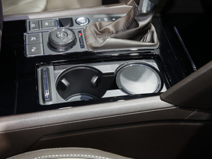 2019530 V6 (q)Ş VI g