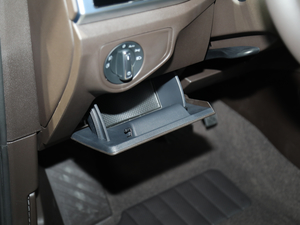 2019530 V6 (q)Ş VI g