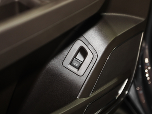 2019530 V6 (q)Ş VI g