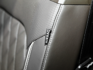 2019530 V6 (q)Ş VI g