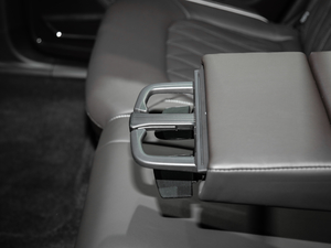 2019530 V6 (q)Ş VI g