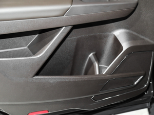 2019530 V6 (q)Ş VI g