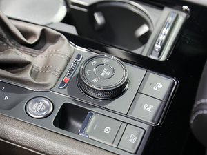 2019530 V6 Ş VI п؅^(q)