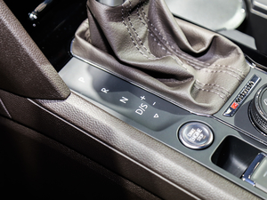 2019530 V6 Ş VI п؅^(q)