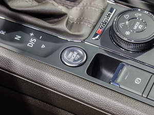 2019530 V6 Ş VI п؅^(q)