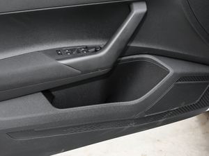 2019Plus 1.5L Ԅȫ ǰTg