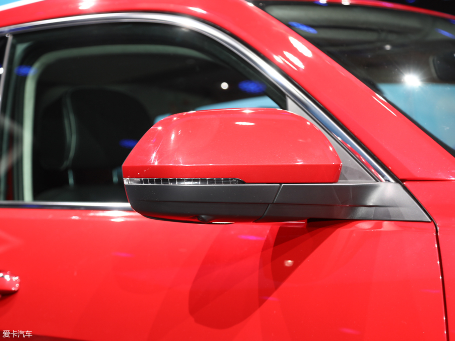 2019;X 530 V6 (q)Ş