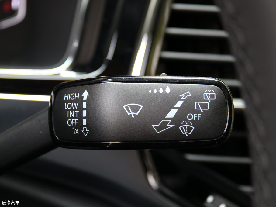 2019;X 530 V6 (q)Ş