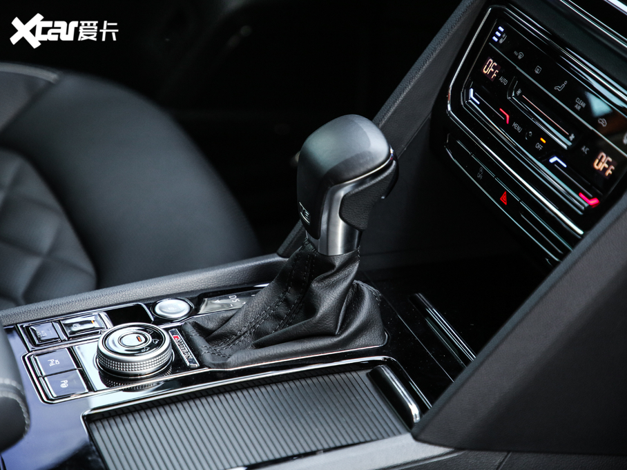 2019;X 530 V6 (q)Ş