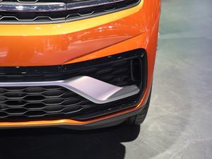 2019530 V6 (q)Ş (x)(ji)^