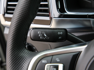 2019款380TSI 四驱尊崇豪华版 中控区