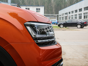 2019530 V6 (q)Ş (x)(ji)^