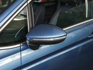 2019280TSI ؽ 7 VI ^