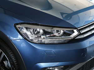 2019280TSI ؽ 7 VI ^