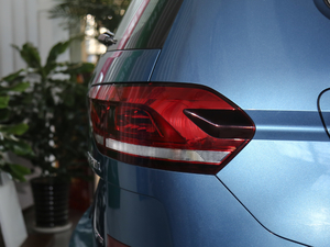 2019280TSI ؽ 7 VI ^