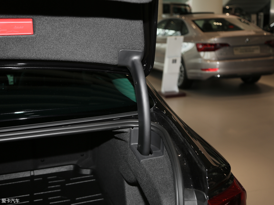 2019x 380TSI (q)̄(w) (gu)VI