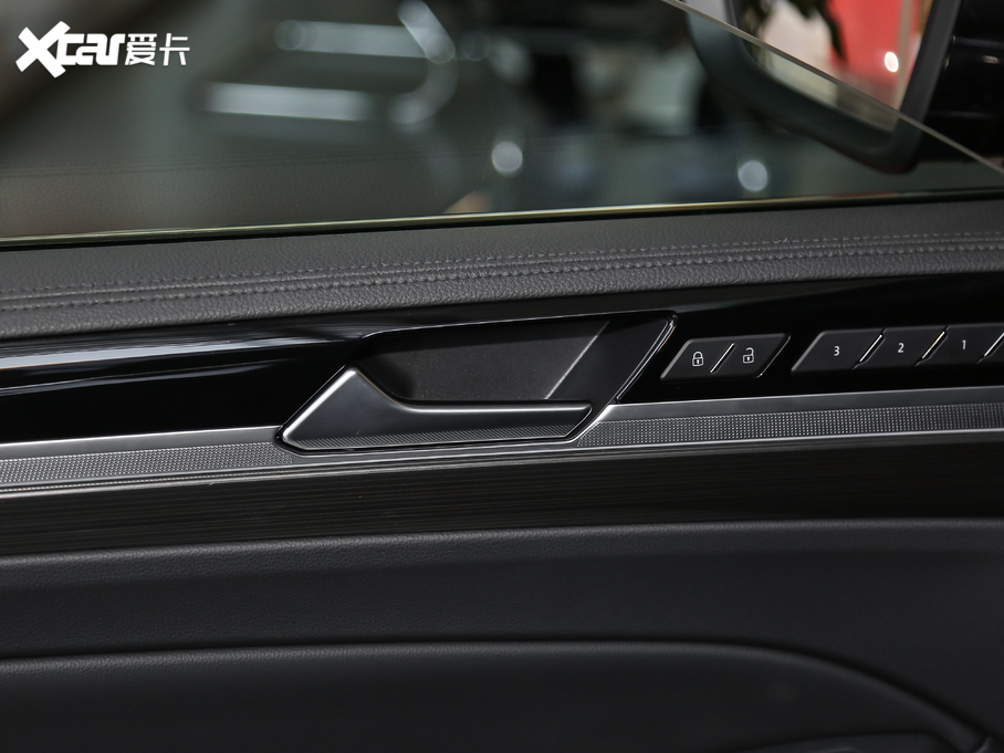 2019x 380TSI (q)̄(w) (gu)V