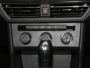 2019280TSI DSGm VI {{