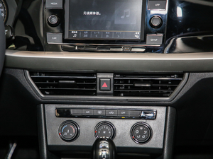 2019280TSI DSGm VI {(dio)L(fng)