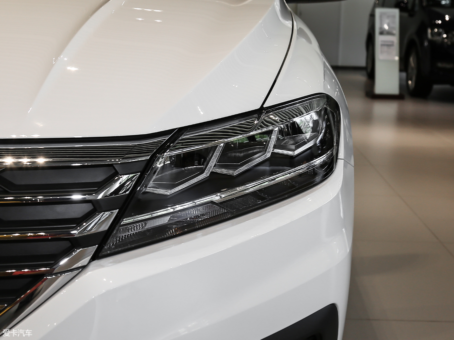 2019݃Ɏ 200TSI DSGLа VI