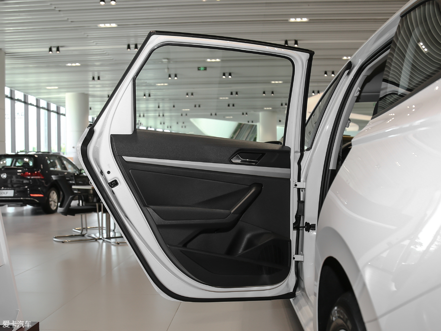 2019݃Ɏ 200TSI DSGLа VI