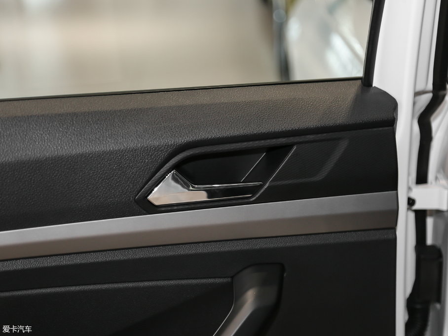 2019݃Ɏ 200TSI DSGLа VI