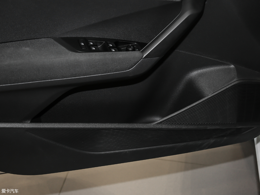 2019݃Ɏ 200TSI DSGL(fng)а VI