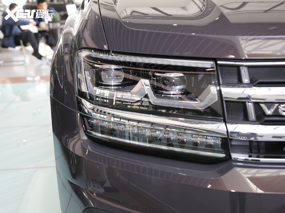 2020; 530 V6 (q)Ş VI