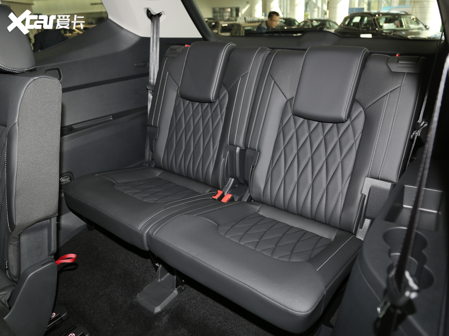 2020; 530 V6 (q)Ş VI