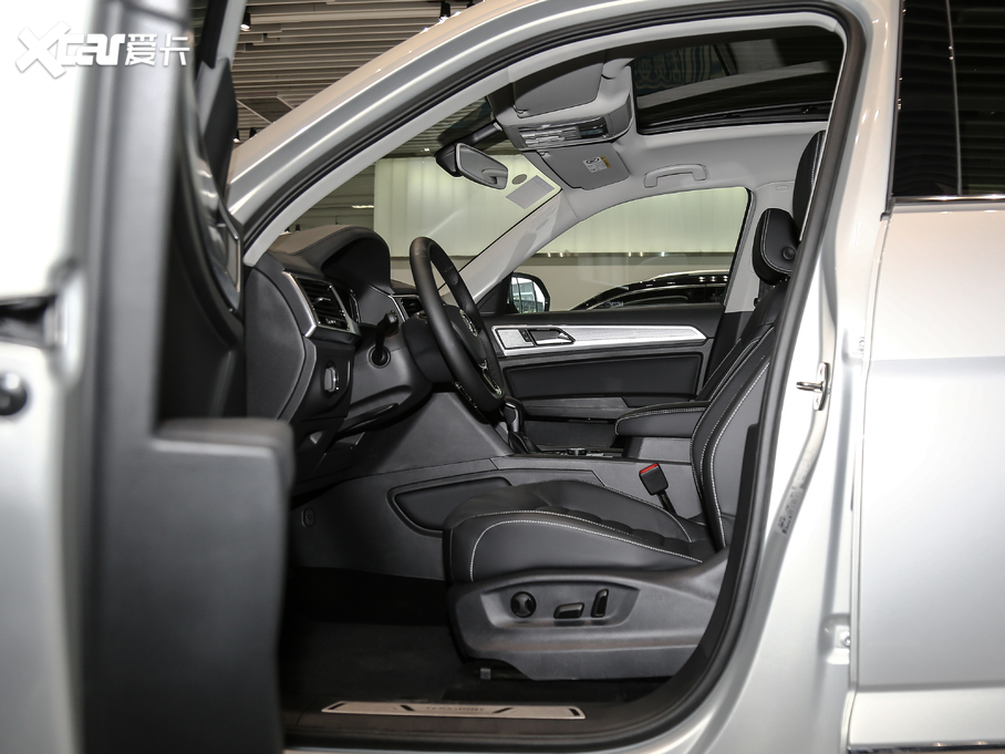 2020; Ŀ 380TSI (q)A