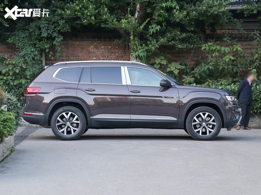 2020��;�� �Ŀ� 530 V6 ���(q��)���A��