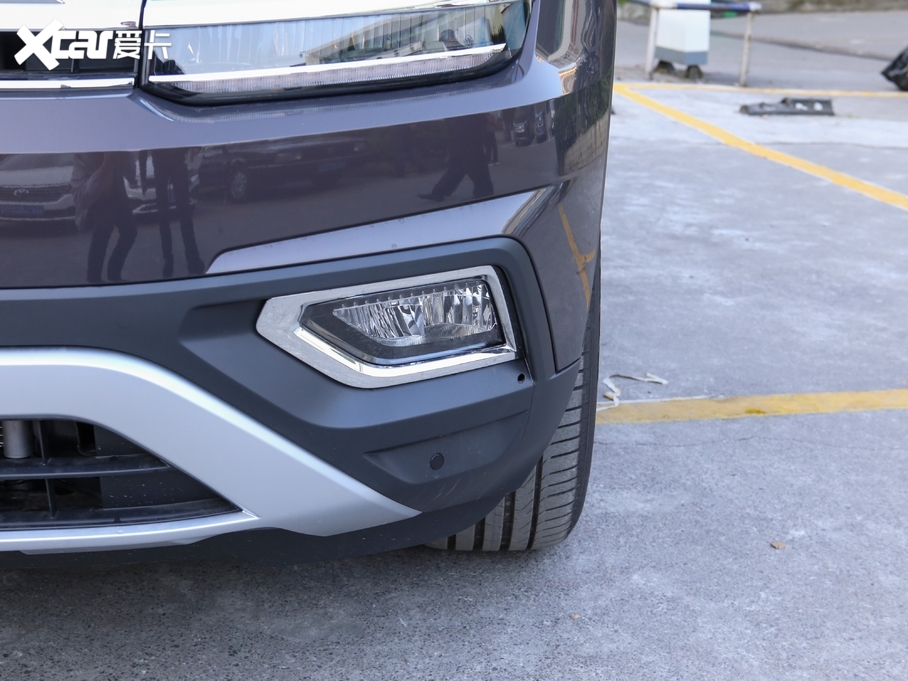 2020��;�� �Ŀ� 530 V6 �����A��