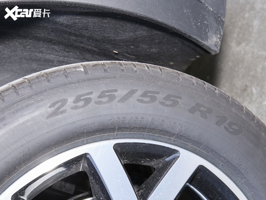 2020��;�� �Ŀ� 530 V6 ���(q��)���A��