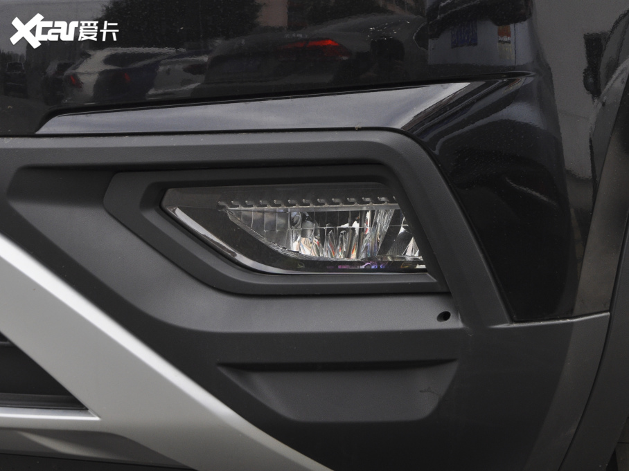 2020; Ŀ 380TSI m VI