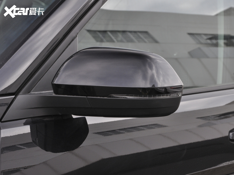 2020; Ŀ 380TSI m VI