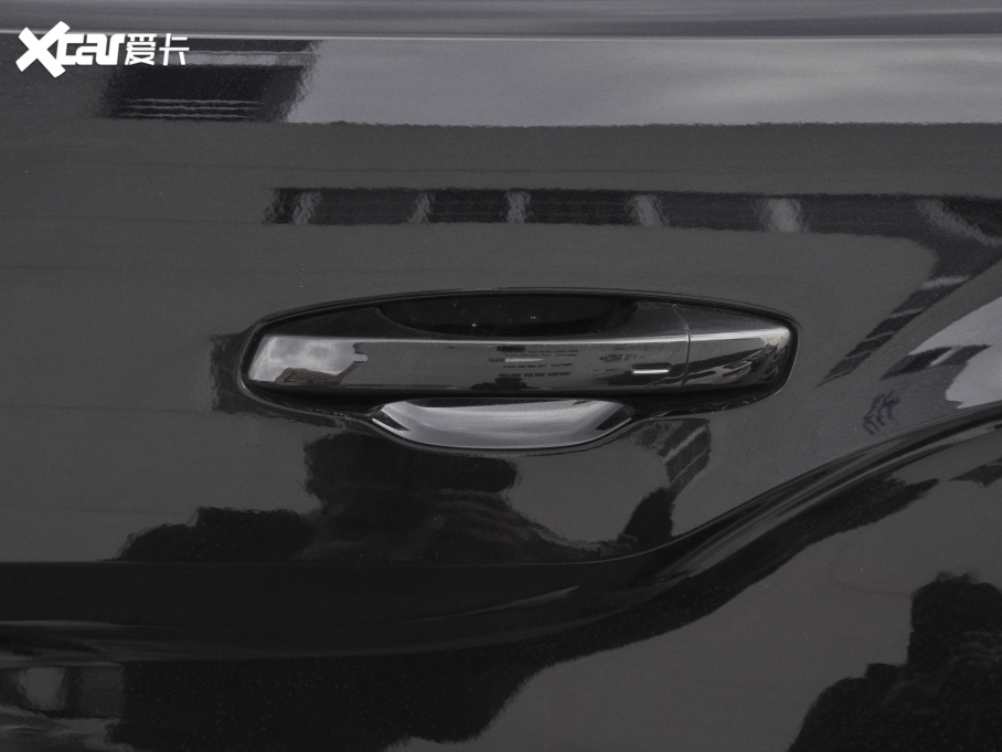 2020; Ŀ 380TSI m VI